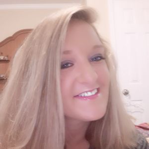 Meet your Posher, Latasha